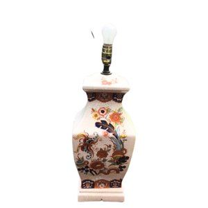 🏮✨ Vintage Ceramic Table Lamp with Floral Motif🌱🐧